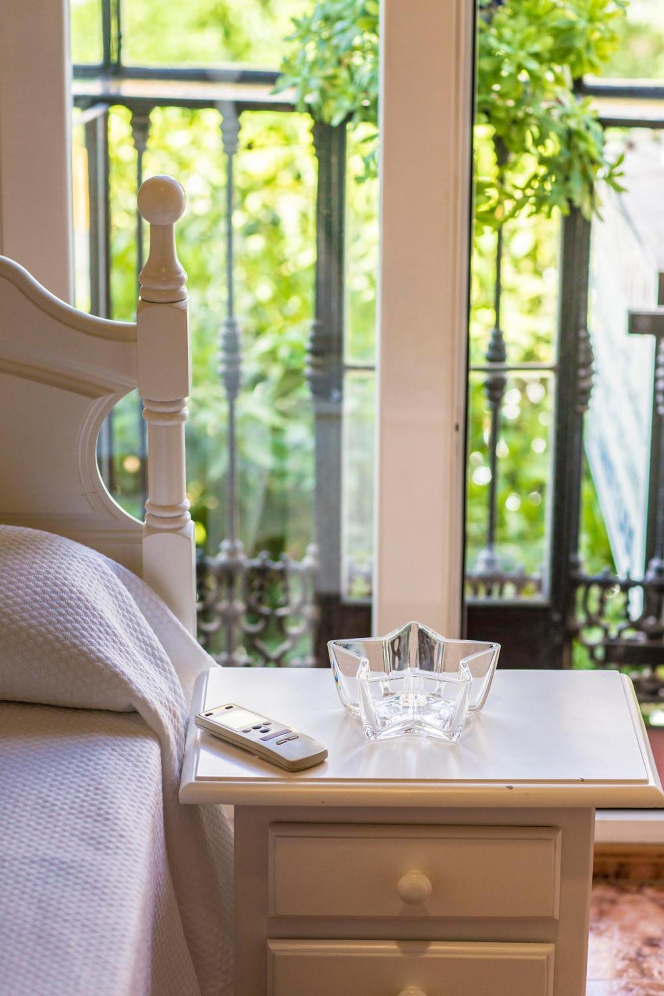 Pension Dulces Suenos Sevilla Bagian luar foto